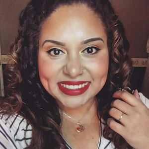 Meet your Posher, Jacquelynn